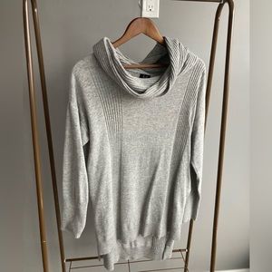 Juli cowel neck sweater size XXL